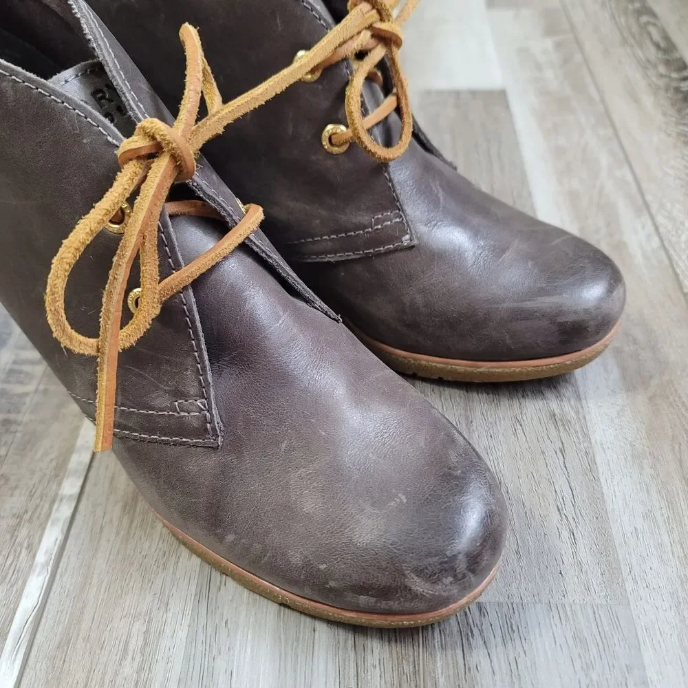 Sperry Harlow Burnished Gray Leather Wedge Bootie Size 9.5
